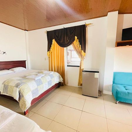 Casa Los Delfines Otel Puerto Villamil Dış mekan fotoğraf