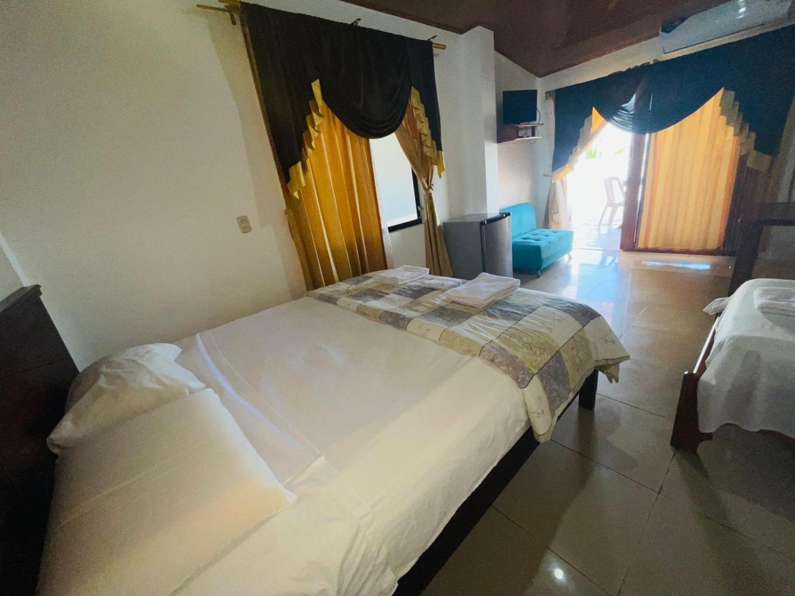 Casa Los Delfines Otel Puerto Villamil Dış mekan fotoğraf